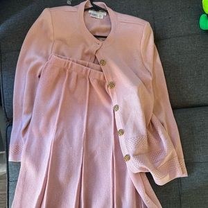 Brownstone studio newyork pink skirt and blazer